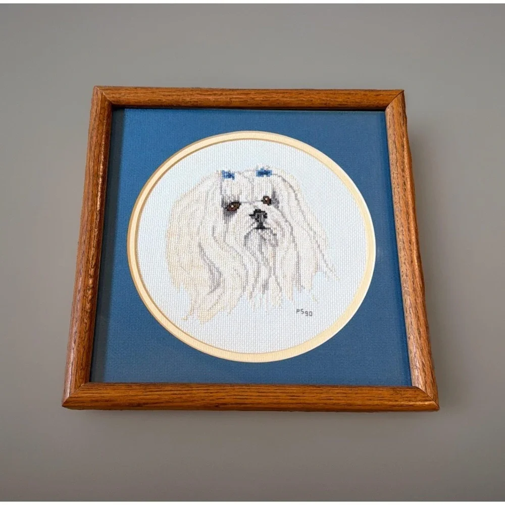 Vtg Framed Maltese Dog Needlepoint Cross Stitch Wall Art Handmade Pet Portrait